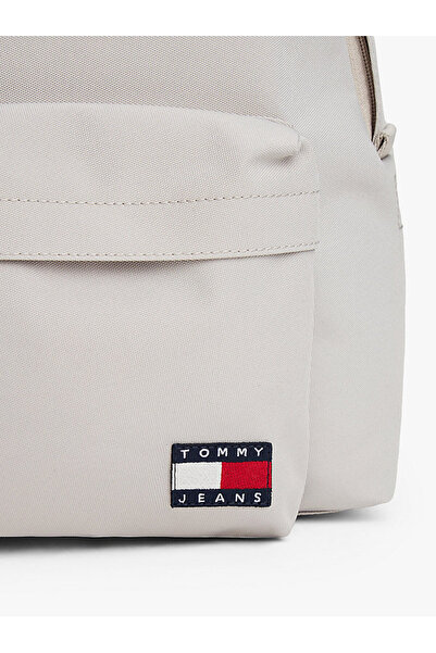 Tommy Hilfiger Denní kopulovitý batoh TJM ESS