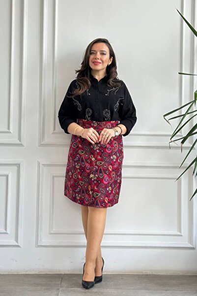 Yağmur Butik Cămașă cu broderie florală cu mărgele pe față