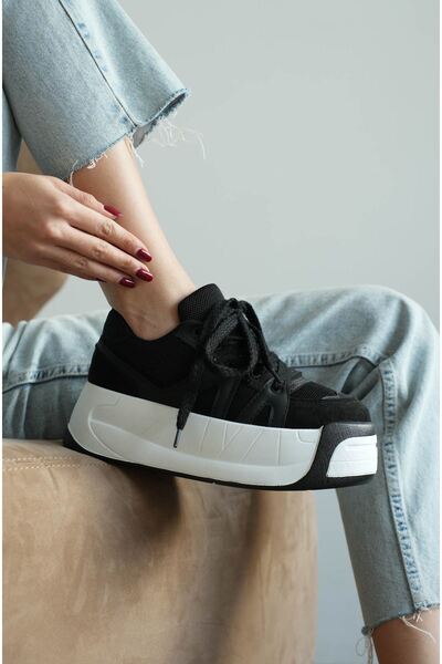 MODAADAM Women's Yonna Thick Sole Sneakers - Black White