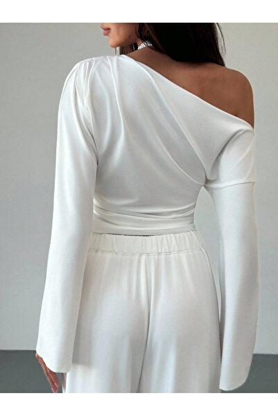 Tarz Cool Women's Asymmetrical Shoulder Wide Sleeve Slim Fit T-Shirt