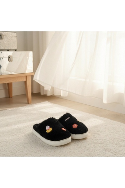 OEM Fluffy, warm and relaxing house slippers, stylish, cheerful and unique slippers, for women, L721