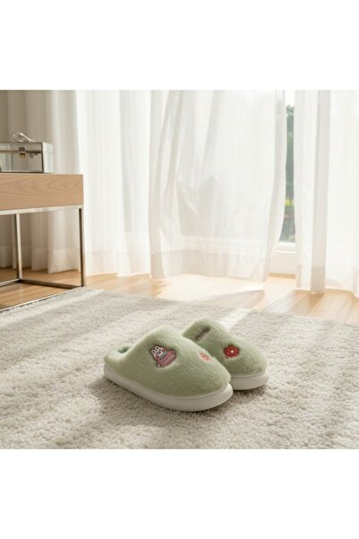 OEM Fluffy, warm and relaxing house slippers, stylish, cheerful and unique slippers, for women, L721