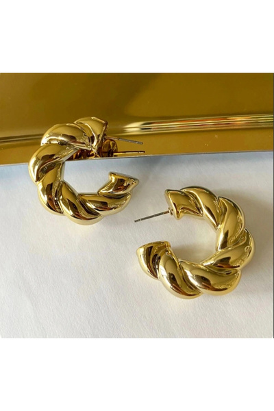 naaksesuar حلق دائري بلون ذهبي مستوحى من الطراز القديم