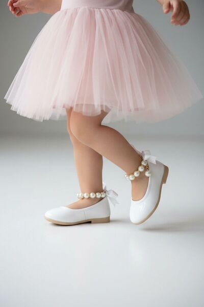 PARLAVERA GIRL'S PEARL SHOES