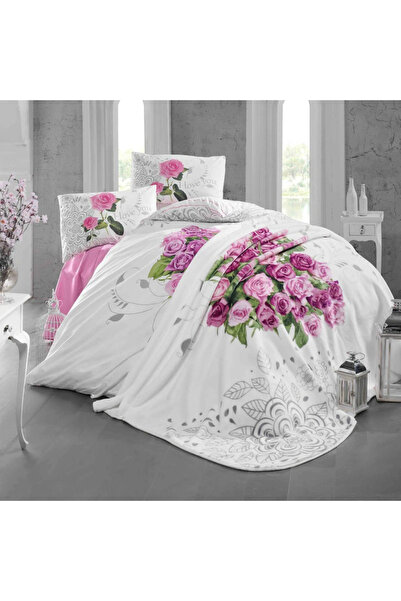 AL-SARIHI GROUPS Turkish two-piece quilt, 5 pieces