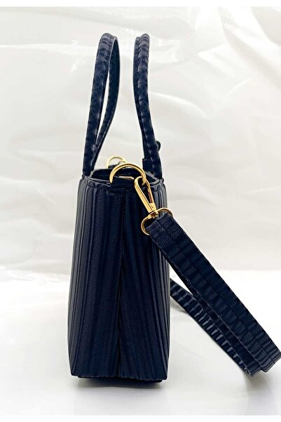 MAC&MOS Women's Black Hand and Shoulder Bag