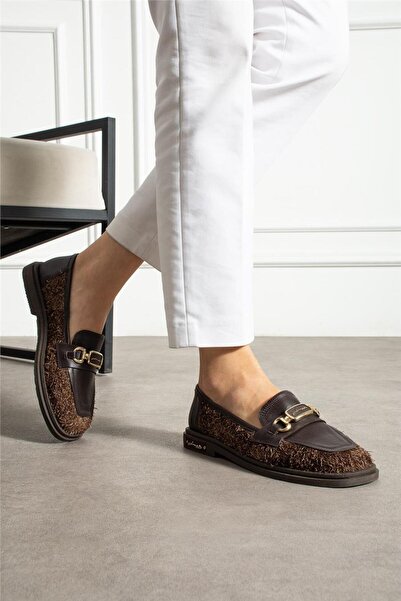 Aselin Ayakkabıları حذاء نسائي بدون كعب من جلد الغزال باللون البني بكعب قصير ...