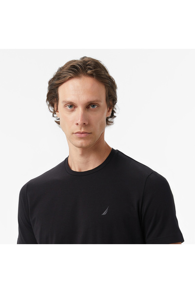 Nautica Men's Black Classic Fit T-Shirt