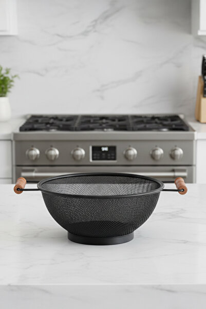 Vadi Black Metal Mesh Strainer with Wooden Handle |   Vegetable and Fruit Washing and Serving Basket Presentation Tray 20 cm