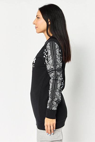 Reebok Women Sportswear Fit Long Sleeve Outdoor Sweatshirt, Black