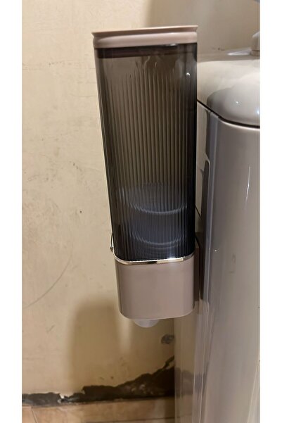 Generic Plastic cup holder for cold drinks