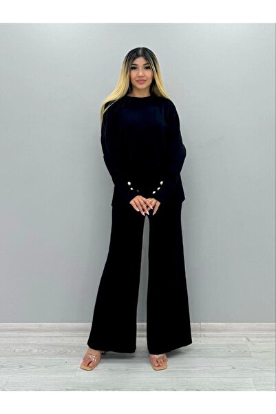 DENRA Knitted suit with buttons