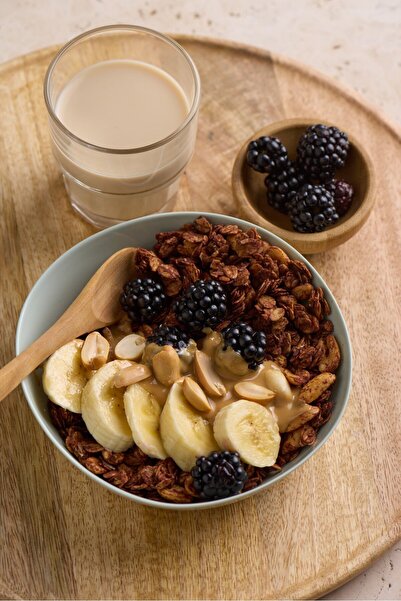 Rawsome – جرانولا خالية من الغلوتين مع الكاكاو والفول السوداني