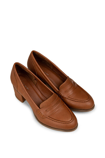 Deery Women's Genuine Leather Tan Color Heeled Moccasin