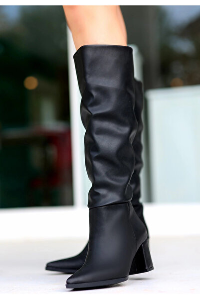 YMYWEAR Cizme cu toc din piele neagră Roksa