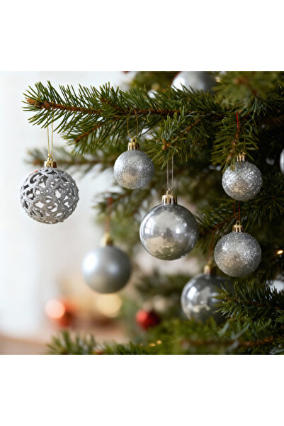 North Star Set of Christmas Tree Ornaments – 100 Baubles + Star Topper – Silver