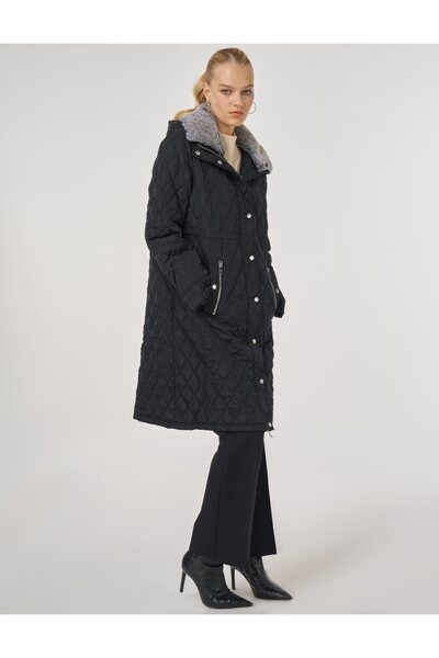 Kayra Fur Detailed Anorak Coat Black