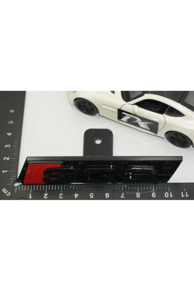 EDEXPORT SQ3 Siyah Kırmızı Ön Panjur Logo Arma Audi İle Uyumlu