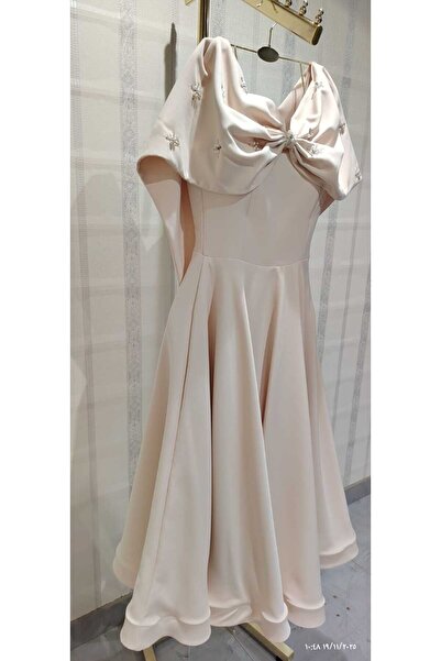 Ressian fashion Soft Barbie short dress with an embroidered bow at the chest