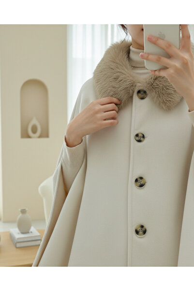MissRunin Yakası Kürklü Beli Kemerli Düğmeli Kaşe Panço