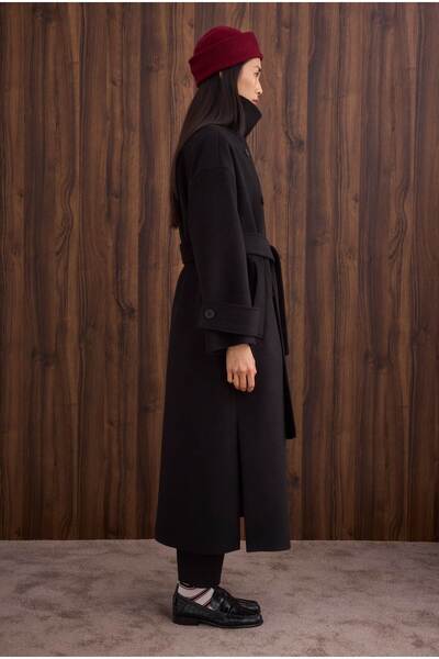 HEQA Funnel Neck Long Coat Black