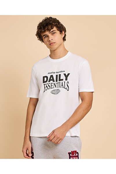 R&B Typography Print T-Shirt With Crew Neck And Short Sleeves