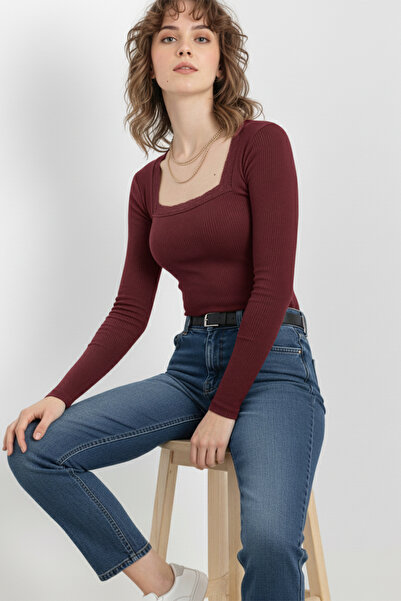 evolise Square Neck Lace Ribbed Knit Blouse - Burgundy