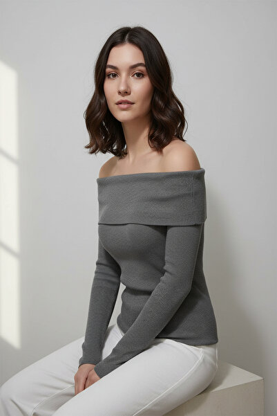 evolise Women's Madonna Collar Fleece-Lined Gray Blouse