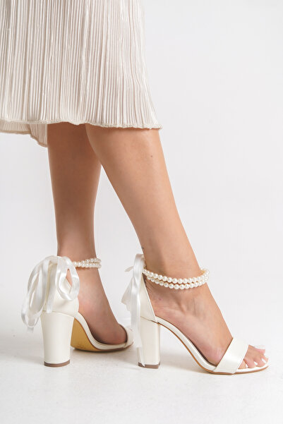 FOLLOWIN Elegant Pearl Detailed Thick Heeled Bridal Shoes - 9 cm