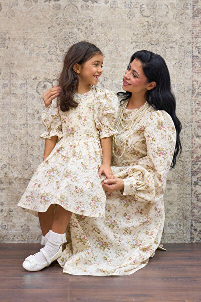 KÜÇÜĞÜM BUTİK Vintage Cream Floral Seersucker Mother-Daughter Dress Combination