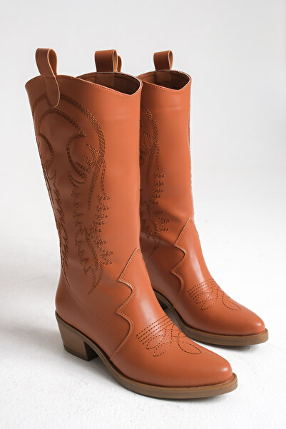 Ayakkabı Delisiyim Cizme de damă din piele de culoare cafenie, brodate, stil ...