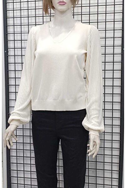 WIENELLA Pleated Wide Sleeve V-Neck Women's Knitwear Blouse