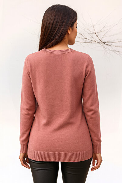 MAMAYAGA Women's Crew Neck Long Sleeve Comfortable Fit Plus Size Curve Heart Sports Stylish Sweater