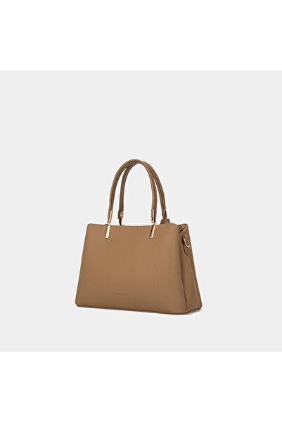 BAGCO bag with a stylish, modern, classic design and a shoulder strap for crossbody