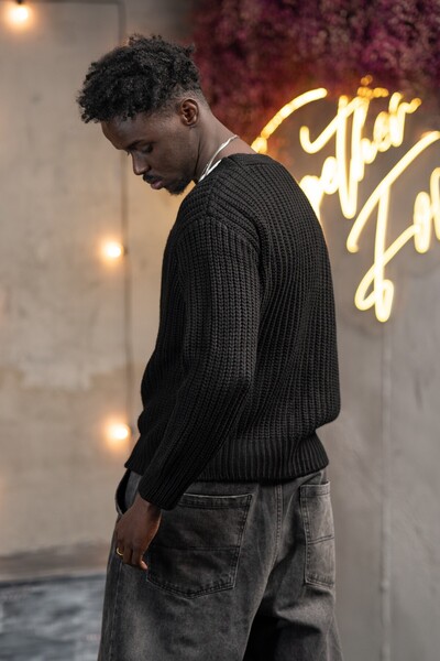 AKÇAYLAR Oversized Crop Model V-Neck Button Closure Knitted Cardigan