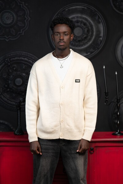 AKÇAYLAR Oversized V-Neck Button Closure Casual Model Cardigan