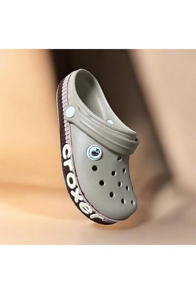 Lion Doctor, Nurse, Chef Non-Slip Sole Unisex Cross for Daily Use