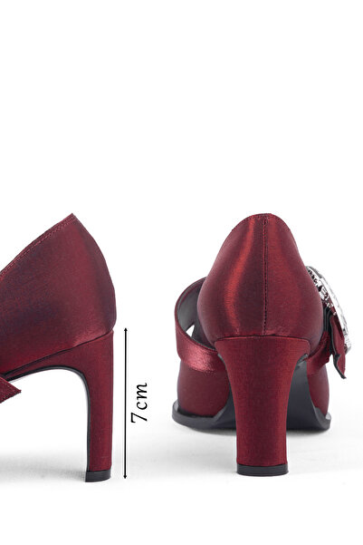 MARY Special Series Jane High Heels Designed with Luxurious Textured Fabric and Glittering Triangle Buckle