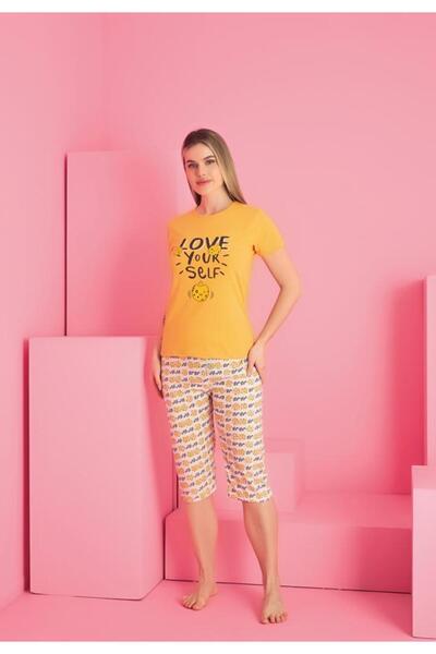 TOSKI Pijama damă bumbac galben – mânecă scurtă, pantalon 3/4 cu imprimeu „Lo...