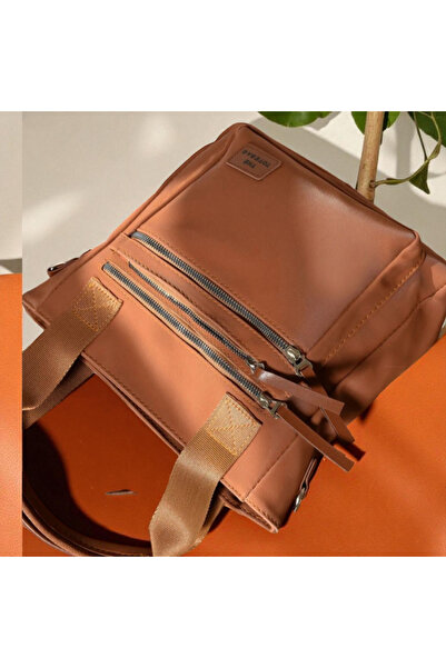 wikidayss Women's Multi-Compartment Shoulder Bag