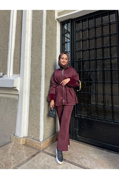 W WARGA Scuba Suit with Furry Sleeves