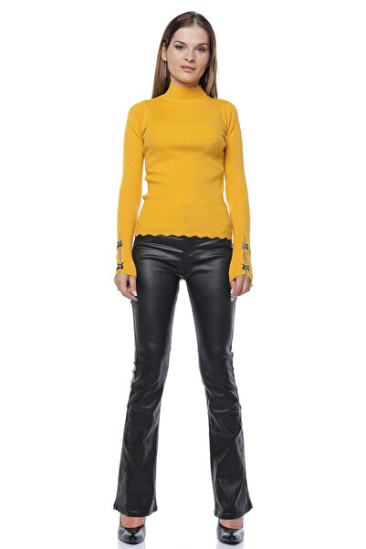 Jolenttine Ribbed turtleneck (cashmere-wool blend), mustard