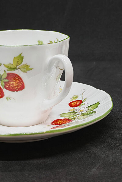 ABBETC Queen's China Virginia Strawberry Porcelain Single Coffee Cup and Saucer 100 ml