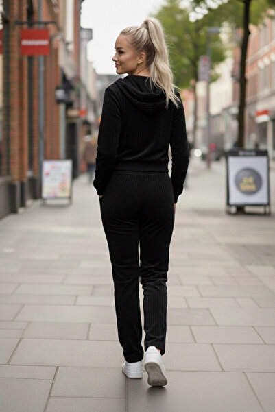 Le'sluette shadow of style Women's Black Velvet Zipper Detailed Elastic Waist Top and Bottom Two-Piece Set