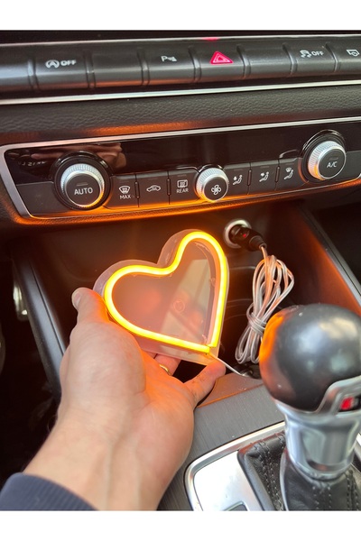 jetpleksi Araç İçi Çakmak Girişli Neon Led Dekor Kalp