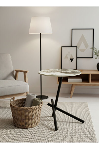 Living طاولة جانبية بسطح رخامي دائري وأرجل معدنية سوداء