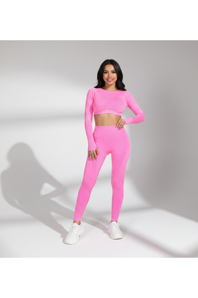 MQ Sportswear set: crop top and sweatpants