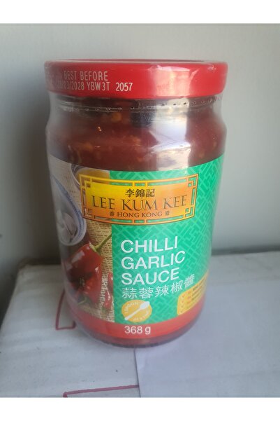 Lee Kum Kee Chilli Garlic Sauce, 226 g