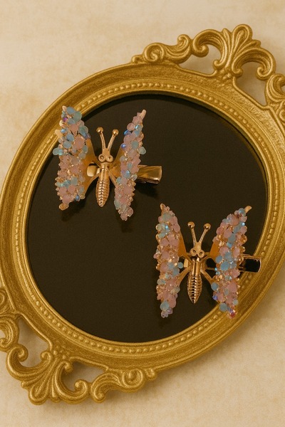gigigiyim Crystal Stone Patterned Moving Winged Butterfly Hair Clip