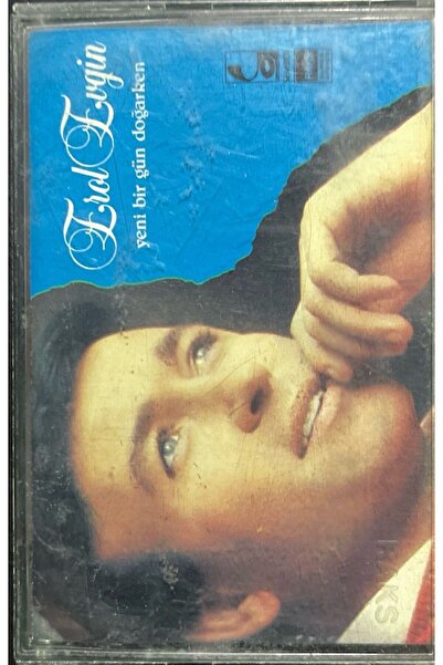 Plak İstasyonu كاسيت إيرول إيفجين كاسيت عندما ولدت يومًا جديدًا